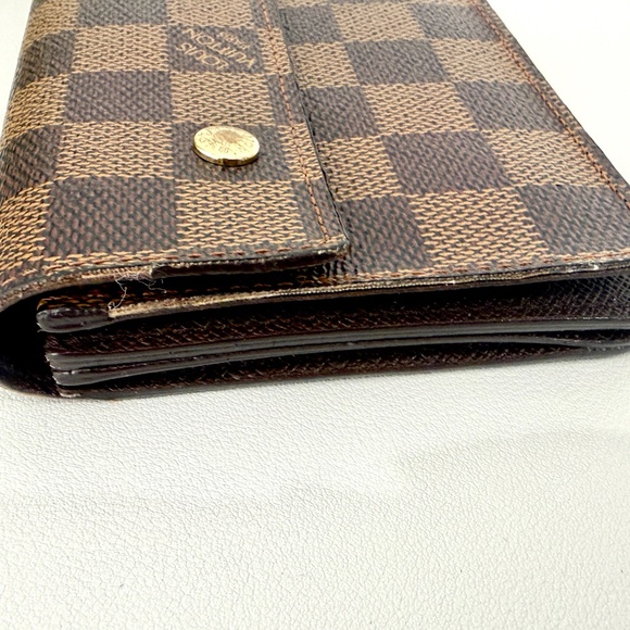 Authentic Louis Vuitton Porte-Trésor International Wallet - Picture 6 of 15
